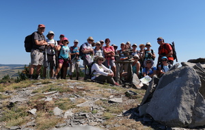 Groupe au complet au sommet du Suc de la Lauzière (1582m)